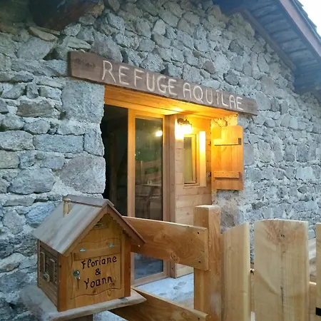 Refuge Aquilae - Nature, Sauna & Bain Nordique Privatifs 펜션 Vollore-Montagne
